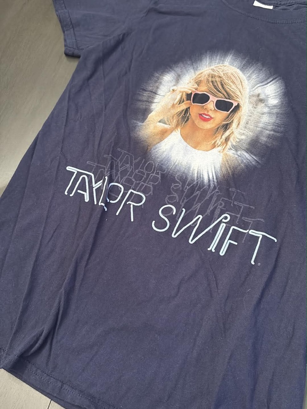 Taylor Swift 1989 World Tou Graphic Tee - Navy Small View 2